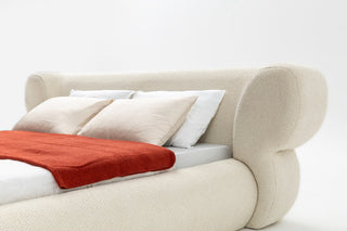 Pat Chilly White 200x200